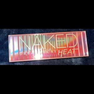 Urban decay naked heat pallet